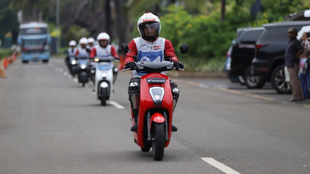 Honda Beri Pelatihan Berkendara Sepeda Motor Listrik yang Aman