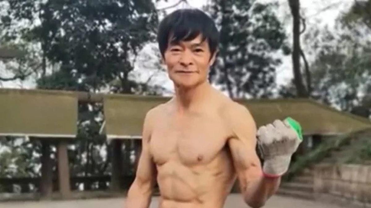 Viral Kakek Berusia 70 Tahun Memiliki Badan Berotot Mirip Bruce Lee