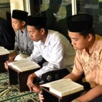 5 Keutamaan Membaca Al-Quran di Bulan Suci Ramadhan