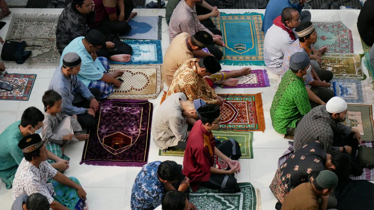 Berikut Bacaan Doa Qunut Subuh, Lengkap dengan Tulisan Arab dan Latinnya