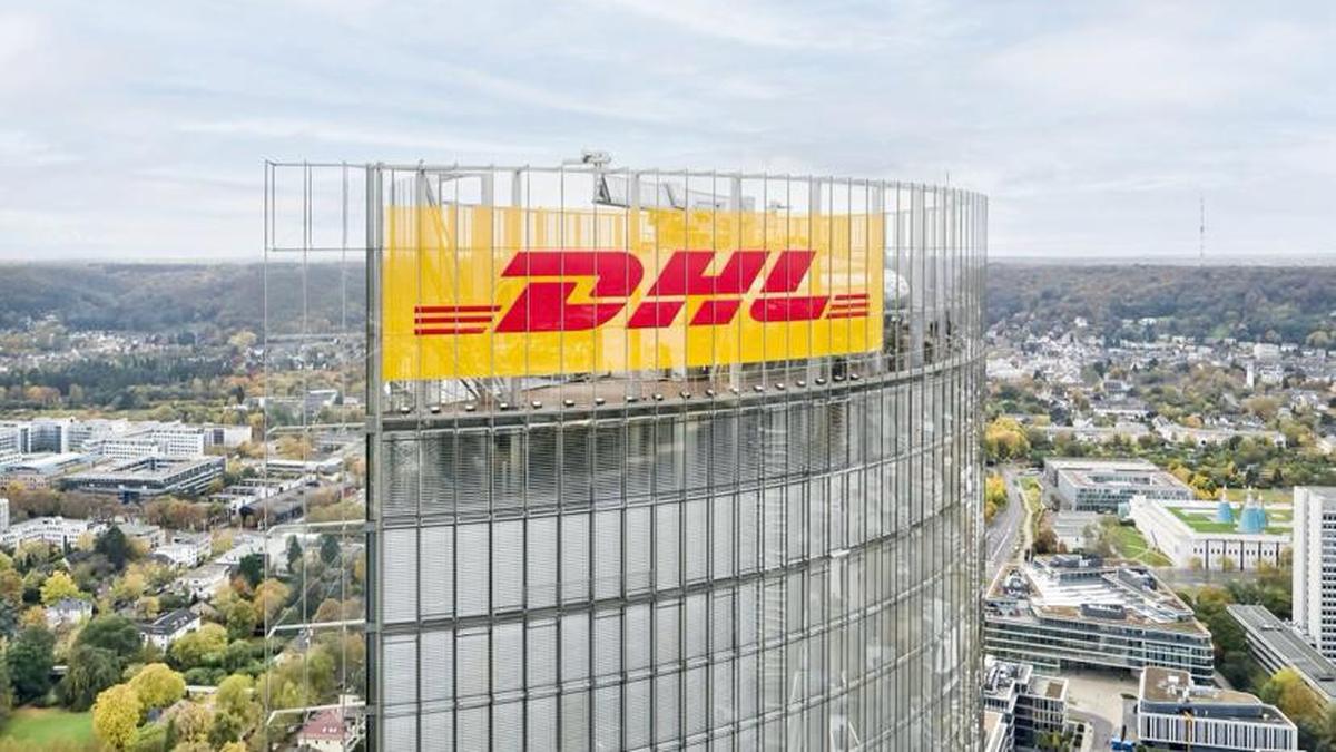 Pertama di Asia, DHL Luncurkan Pusat Logistik Kendaraan Listrik di Batam