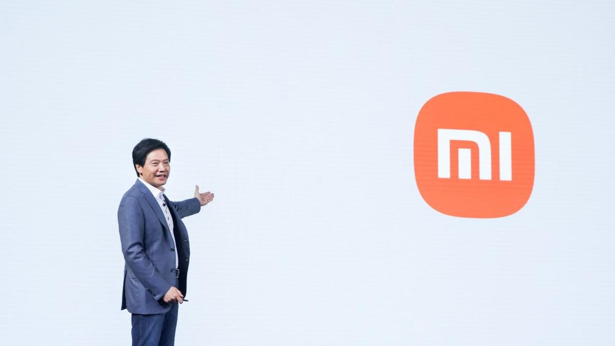 Xiaomi Siapkan HP Layar Lipat Model Flip, Hadir dengan Dukungan Konektivitas Satelit