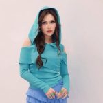 Mobil Ayu Ting Ting Dirampok Saat Liburan di Amerika, Kaca Digedor Maling dan Dompet Amblas