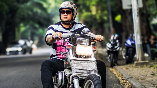 Momen Virgoun Motoran Pakai Harley Sebelum Diciduk Polisi karena Narkoba