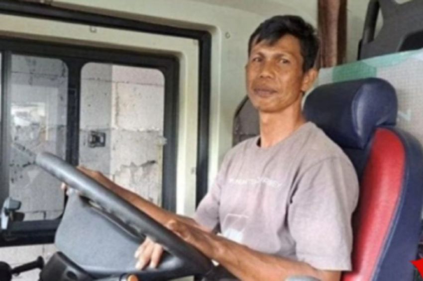 Sopir Bus Viral yang Ajak Penumpang Makan saat Lebaran Dapat Rp100 Juta dari Netizen