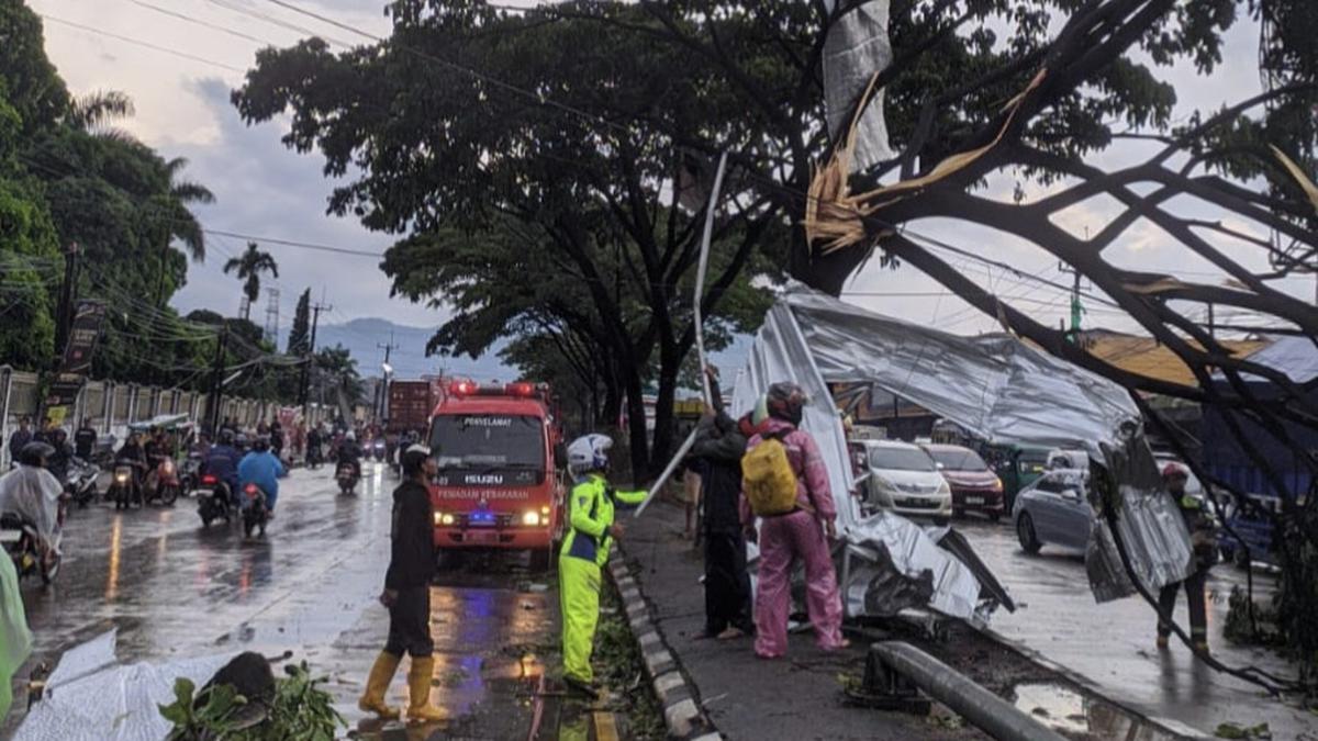 Top 3 Tekno: Penjelasan Puting Beliung Rancaekek dari BRIN hingga Bocoran iPhone SE