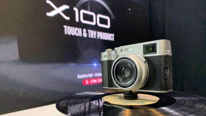 Desain Ringkas dan Canggih, Begini Penampakan Kamera Digital Terbaru Fujifilm X100VI