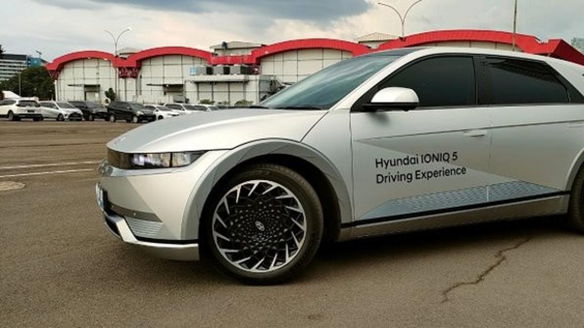 Hyundai Patenkan Teknologi Pengisian Daya Nirkabel, bakal Ubah Jalan Raya Jadi ‘Charger’ Raksasa?