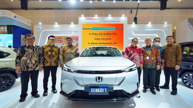 Mobil Listrik Honda e:N1 Hadir di GIIAS Surabaya 2024