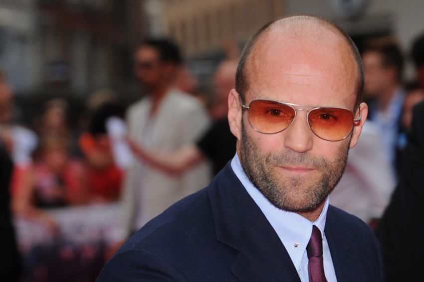 10 Artis Hollywood Ini Nyaris Tewas, Jason Statham Terjun ke Laut Gegara Rem Mobil Blong