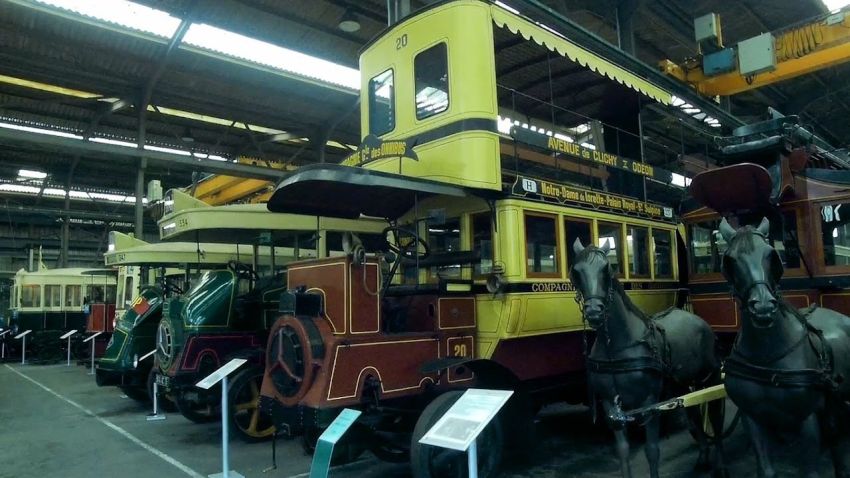 Bus Tingkat Tertua di Dunia Ternyata Berada di Paris