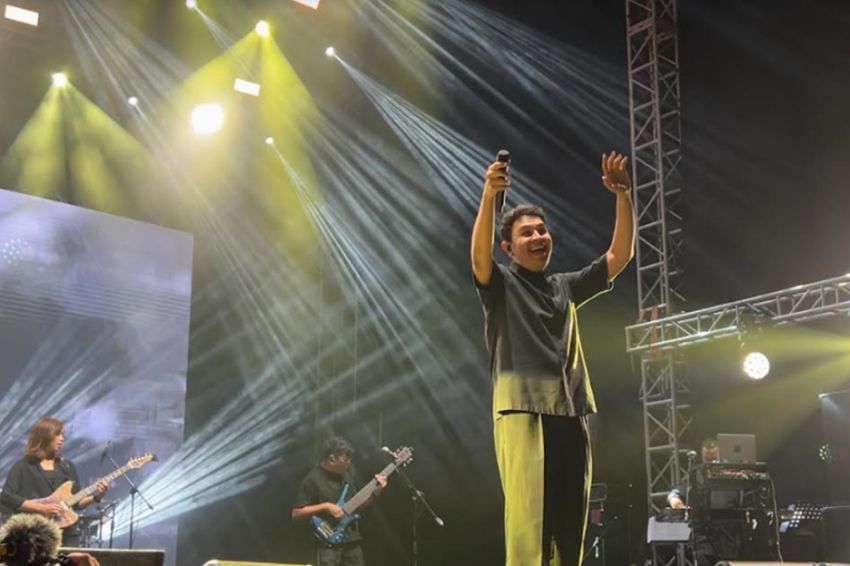 Tampil di Sounds Fest 2024, Tulus Obati Kerinduan para Fans