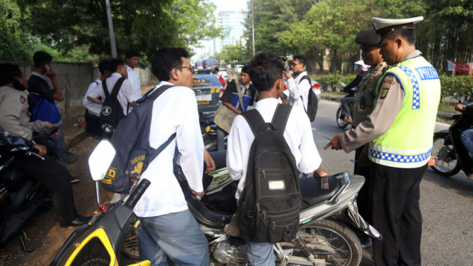 Tingkat Pendidikan Ini yang Paling Banyak Melanggar Lalu Lintas di Indonesia