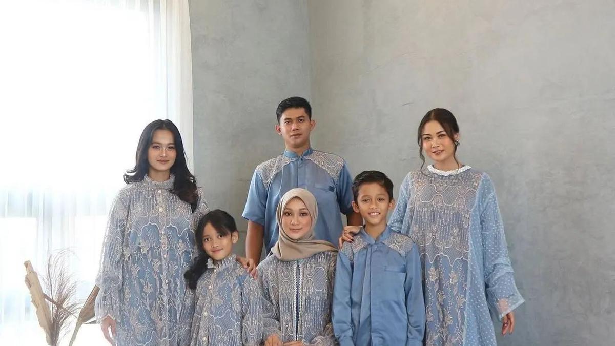 15 Rekomendasi Baju Pasangan untuk Lebaran Tahun 2024: Bikin Penampilan Stylish dan Kompak