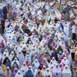 12 Adab di Hari Idul Fitri yang Perlu Dilakukan Umat Muslim