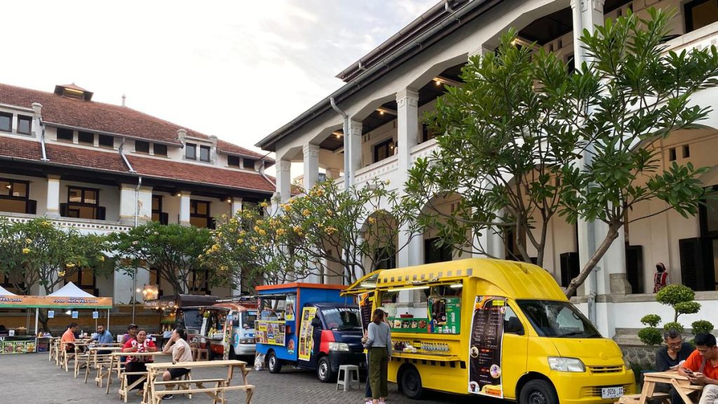 Sambut Liburan Sekolah, KAI Wisata Gelar Festival Kuliner Food Truck di Lawang Sewu Semarang