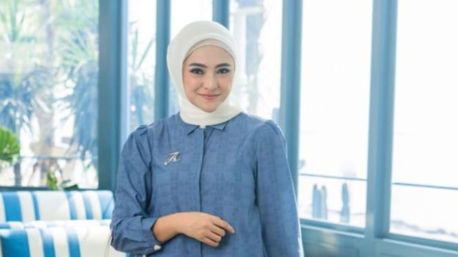 Penampilan Baru Marshanda Bikin Pangling Netizen, Makin Anggun dengan Balutan Hijab